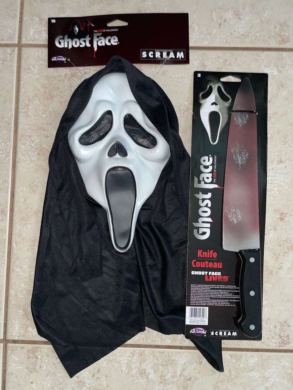 Scream Ghost Face Halloween Mask **Minor Flaws** & knife  NEW